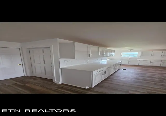 Photo 4 of Single family home for sale at 1374 Camellia Rd, Newport, TN 37821 | MLS# 1352186 | Listing updated on 2026-09-23