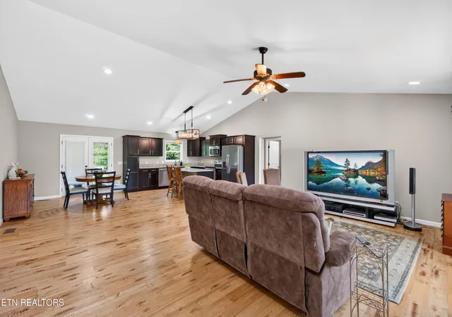 Photo 2 of Single family home for sale at 2755 Bennett Rd, Cookeville, TN 38506 | MLS# 1354185 | Listing updated on 2026-09-13