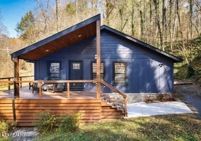 Photo 1 of Single family home for sale at 3033 N Clear Frk Rd, Sevierville, TN 37862 | MLS# 1354255 | Listing updated on 2026-09-18