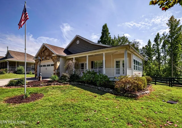 Photo 2 of Sale Pending at 4710 Messer Ln, Powell, TN 37849 | MLS# 1356601 | Listing updated on 2026-10-01