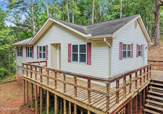 Photo 2 of Single family home for sale at 3140 Louisville Rd, Louisville, TN 37777 | MLS# 1354257 | Listing updated on 2026-09-24