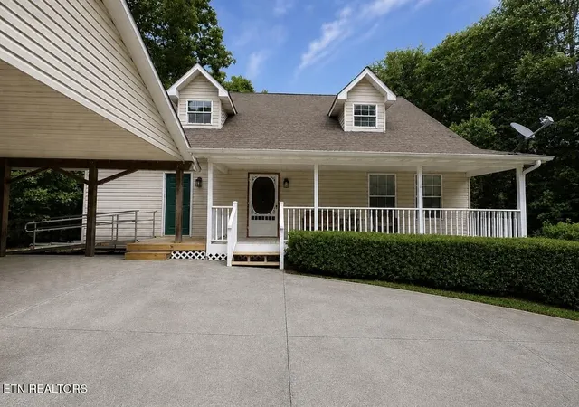 Photo 1 of Single family home for sale at 1968 Tranquility Ln, Sevierville, TN 37876 | MLS# 1354197 | Listing updated on 2026-10-17
