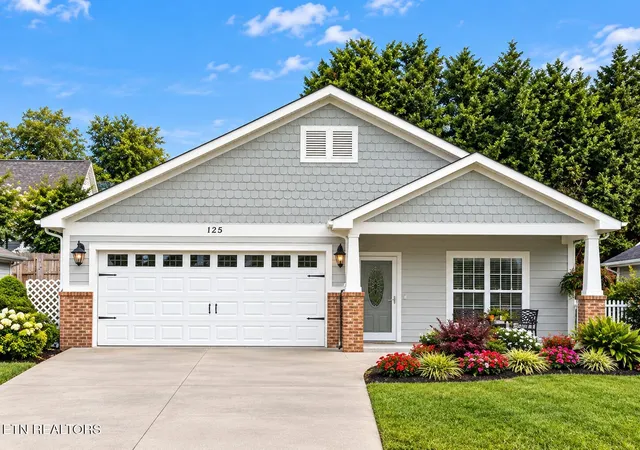 Photo 1 of Single family home for sale at 125 Mcneilly Cir, Maryville, TN 37803 | MLS# 1353743 | Listing updated on 2026-09-24