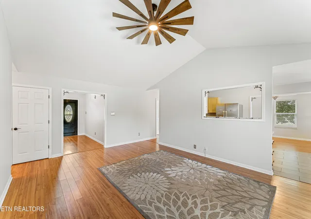 Photo 3 of Single family home for sale at 4319 Lorena Ln, Maryville, TN 37804 | MLS# 1353740 | Listing updated on 2026-10-02