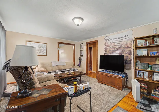 Photo 4 of Sale Pending at 136 Bear Holw Rd, Bristol, TN 37620 | MLS# 1354117 | Listing updated on 2026-09-18