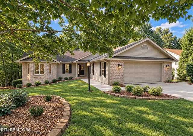 Photo 1 of Sale Pending at 110 Lynhurst Dr, Crossville, TN 38558 | MLS# 1354979 | Listing updated on 2026-09-24
