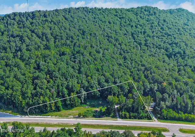 Land for sale at 592 Morgan Co Hwy #Morgan County Highway, Harriman, TN 37748 | MLS# 1353824