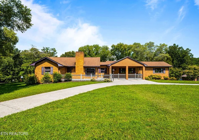 Photo 1 of Single family home for sale at 505 Claiborne Rd, La Follette, TN 37766 | MLS# 1354820 | Listing updated on 2026-09-08