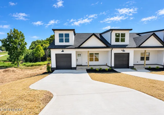Photo 1 of Single family home for sale at 341 Webster Dr, Blaine, TN 37709 | MLS# 1353555 | Listing updated on 2026-09-13