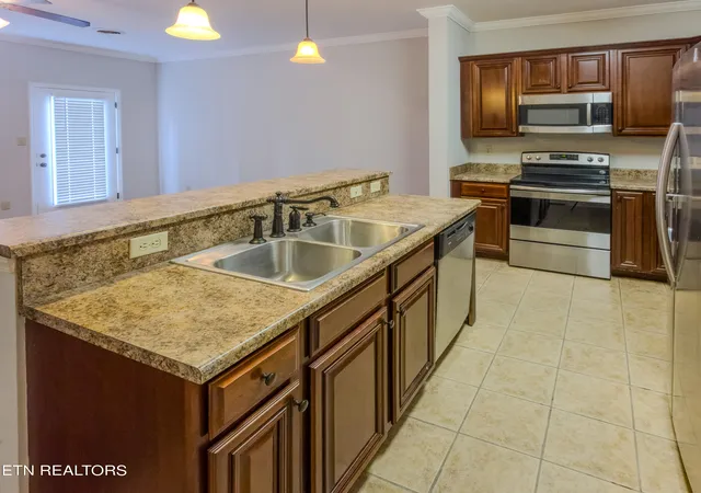 Listing Photo 4 - Condo for sale in building located at 4838 Fountain Vw Wy, Knoxville, TN 37379