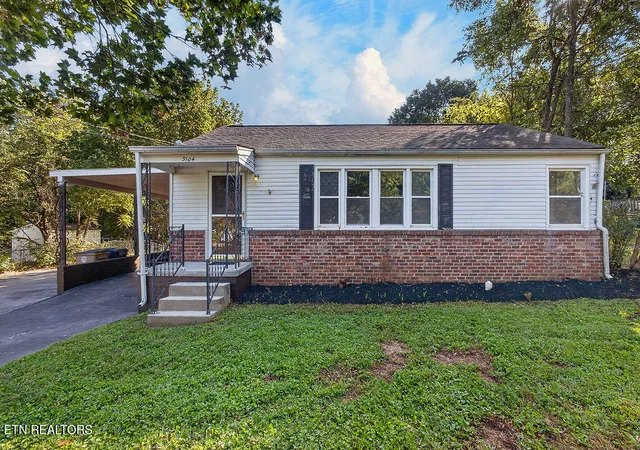 Photo 1 of Single family home for sale at 3104 Luwana Ln, Knoxville, TN 37917 | MLS# 1354176 | Listing updated on 2026-09-18