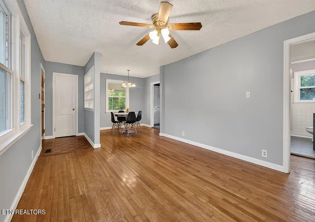 Photo 4 of Single family home for sale at 3104 Luwana Ln, Knoxville, TN 37917 | MLS# 1354176 | Listing updated on 2026-09-18