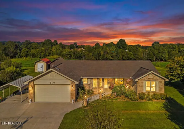 Photo 1 of Single family home for sale at 2970 Boyds Crk Hwy, Sevierville, TN 37876 | MLS# 1353770 | Listing updated on 2026-09-24