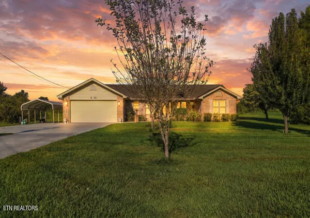 Photo 3 of Single family home for sale at 2970 Boyds Crk Hwy, Sevierville, TN 37876 | MLS# 1353770 | Listing updated on 2026-09-24