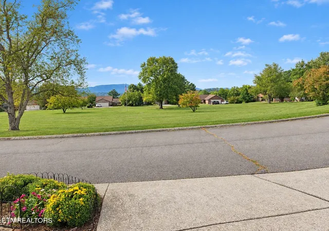 Photo 2 of Single family home for sale at 102 Newell Village Dr, Seymour, TN 37865 | MLS# 1353408 | Listing updated on 2026-09-18