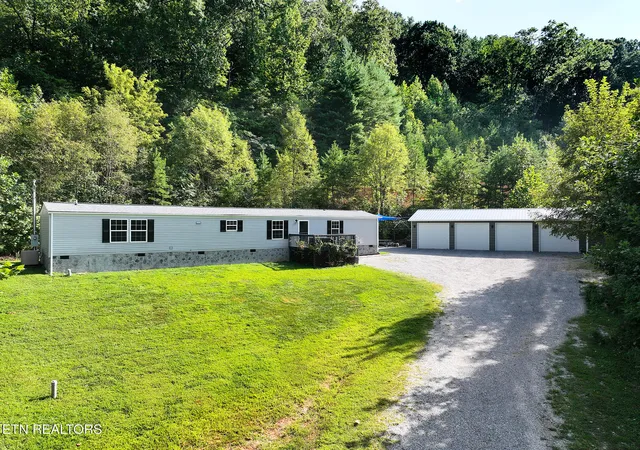 Photo 1 of Sale Pending at 746 John Romines Wy, Knoxville, TN 37918 | MLS# 1353498 | Listing updated on 2026-09-16