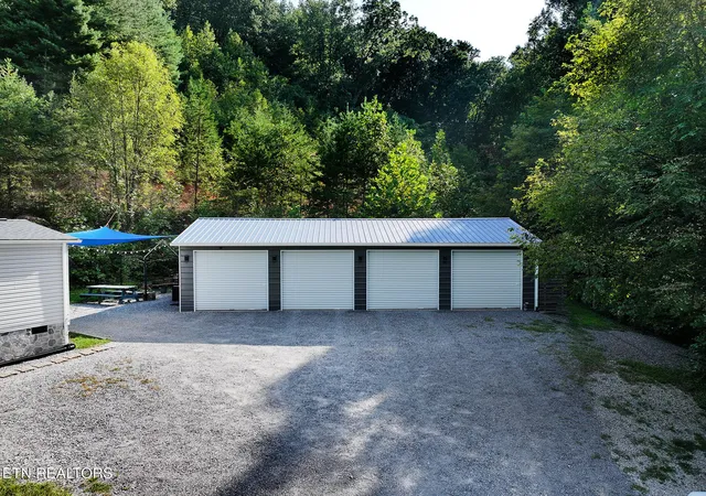 Photo 3 of Sale Pending at 746 John Romines Wy, Knoxville, TN 37918 | MLS# 1353498 | Listing updated on 2026-09-16
