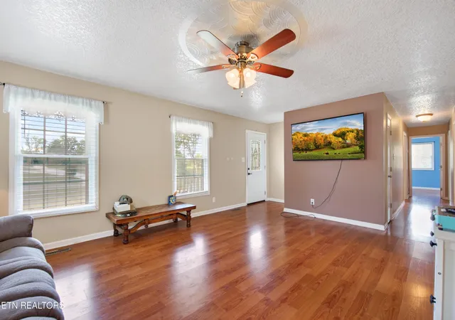 Photo 3 of Single family home for sale at 217 Rosewood Ln, Smithville, TN 37166 | MLS# 1355410 | Listing updated on 2026-09-30