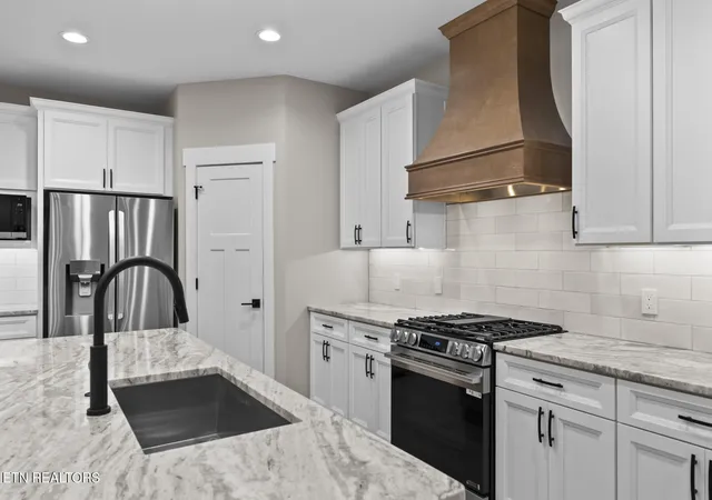 Photo 3 of Single family home for sale at 152 Natchez Cir, Crossville, TN 38558 | MLS# 1354794 | Listing updated on 2026-09-08