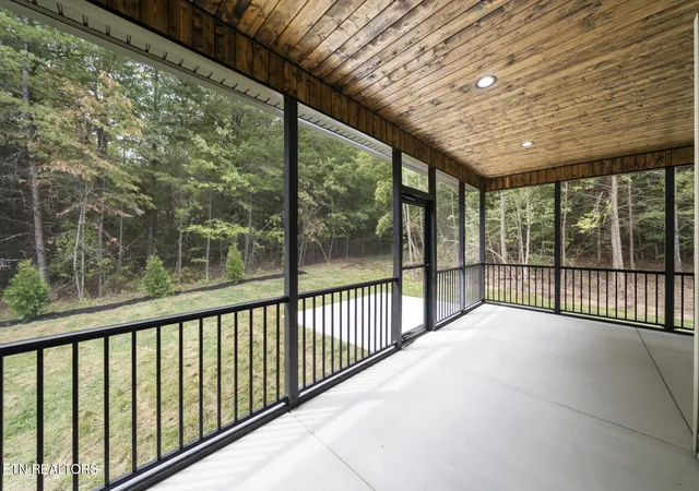 Photo 4 of Single family home for sale at 152 Natchez Cir, Crossville, TN 38558 | MLS# 1354794 | Listing updated on 2026-09-08