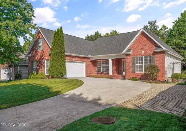 Photo 1 of Sale Pending at 5705 Rhyne Cvs Ln, Knoxville, TN 37931 | MLS# 1354095 | Listing updated on 2026-09-06