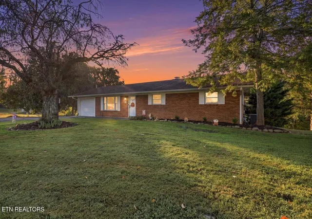 Photo 1 of Single family home for sale at 5681 Loudon Ridge Rd, Lenoir City, TN 37771 | MLS# 1355313 | Listing updated on 2026-10-02