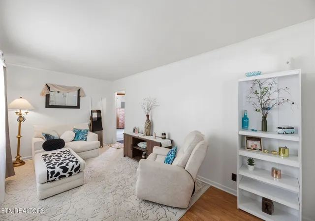 Photo 3 of Single family home for sale at 34 Mckinney St, Englewood, TN 37329 | MLS# 1353614 | Listing updated on 2026-09-27