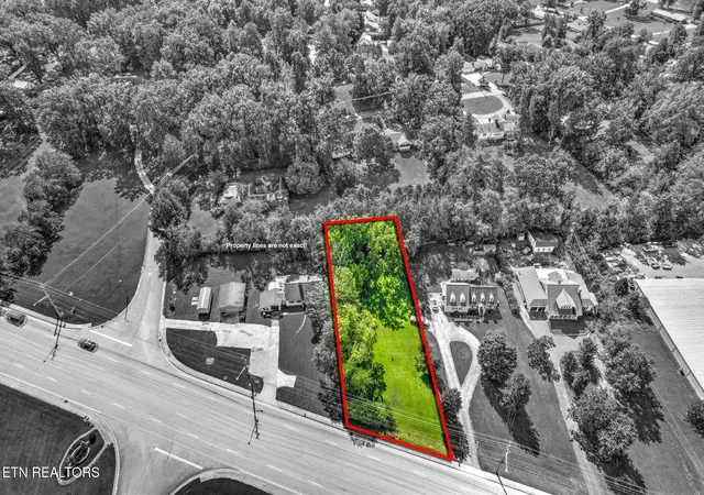 Photo 3 of Land for sale at S Charles G Seivers Blvd, Clinton, TN 37716 | MLS# 1353612 | Listing updated on 2026-09-18