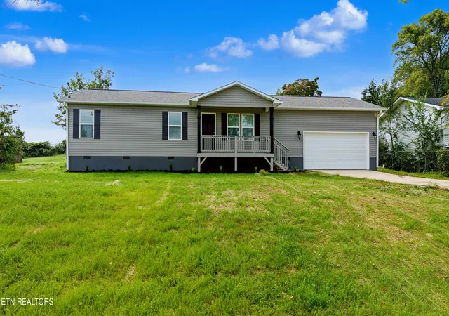 Single family home for sale at 2818 Cansler Dr, Maryville, TN 37801 | MLS# 1356622