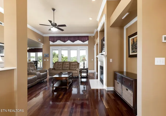 Photo 4 of Single family home for sale at 315 Hummingbird Dr, Vonore, TN 37885 | MLS# 1353906 | Listing updated on 2026-09-01