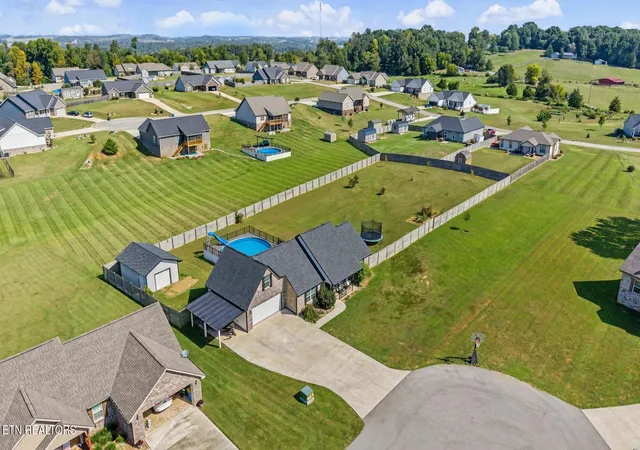 Photo 3 of Sale Pending at 131 Kandys Wy, Maryville, TN 37801 | MLS# 1353733 | Listing updated on 2026-09-17