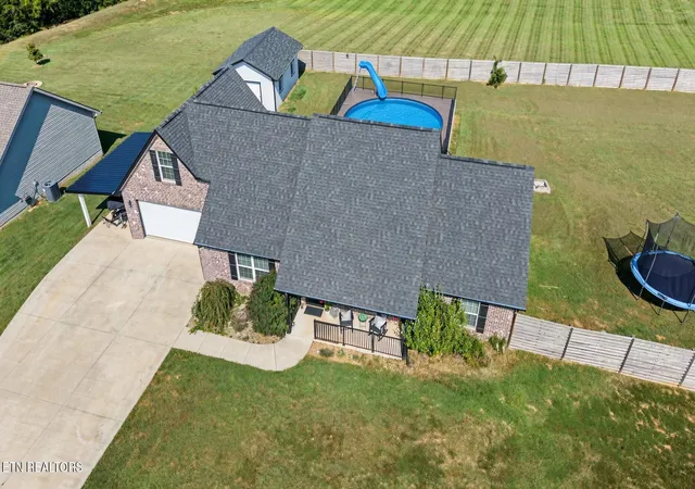 Photo 4 of Sale Pending at 131 Kandys Wy, Maryville, TN 37801 | MLS# 1353733 | Listing updated on 2026-09-17