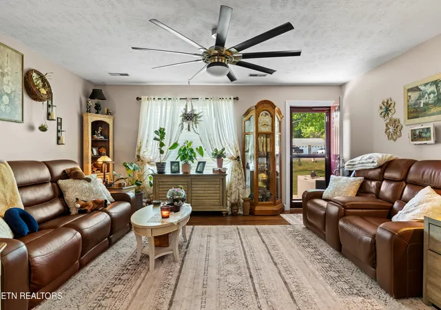 Photo 3 of Single family home for sale at 656 Dwight Ln, Sevierville, TN 37876 | MLS# 1353947 | Listing updated on 2026-10-03