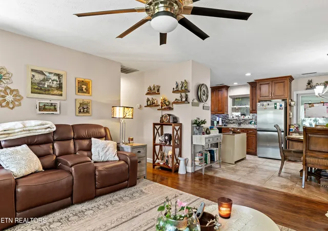 Photo 3 of Single family home for sale at 656 Dwight Ln, Sevierville, TN 37876 | MLS# 1353947 | Listing updated on 2026-10-03
