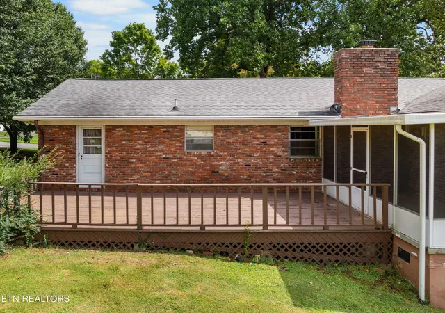 Photo 3 of Single family home for sale at 6128 Apache Tr, Knoxville, TN 37920 | MLS# 1353897 | Listing updated on 2026-09-18