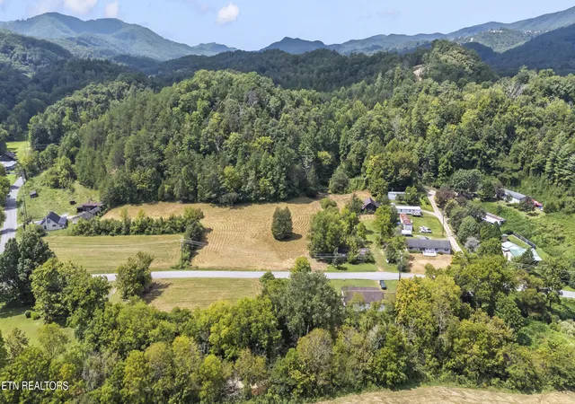 Photo 1 of Single family home for sale at 1964 Little Valley Rd, Sevierville, TN 37862 | MLS# 1353955 | Listing updated on 2026-09-02