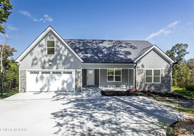 Photo 2 of Single family home for sale at 414 Windy Ridge Dr, Dayton, TN 37321 | MLS# 1353912 | Listing updated on 2026-09-01