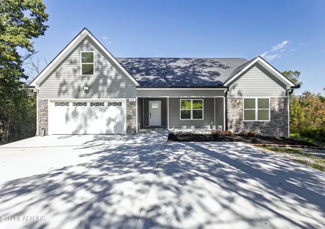 Photo 3 of Single family home for sale at 414 Windy Ridge Dr, Dayton, TN 37321 | MLS# 1353912 | Listing updated on 2026-09-01