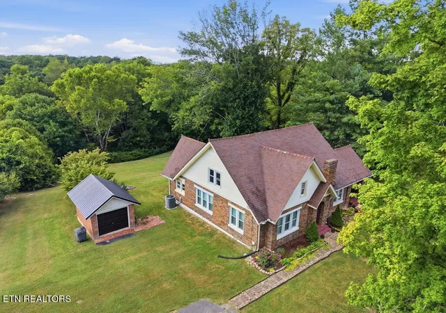 Photo 3 of Single family home for sale at 507 Lafayette Rd, Red Boiling Springs, TN 37150 | MLS# 1354216 | Listing updated on 2026-09-25