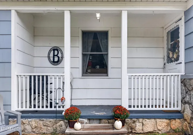 Photo 4 of Single family home for sale at 209 Susong Ln, Greeneville, TN 37743 | MLS# 1355708 | Listing updated on 2026-10-08