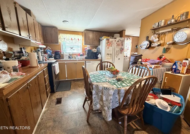 Photo 2 of Sale Pending at 163 County Rd 656, Athens, TN 37303 | MLS# 1353983 | Listing updated on 2026-09-24