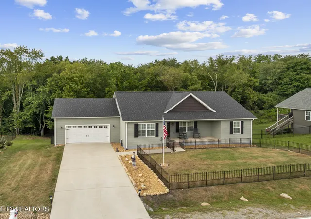 Photo 3 of Single family home for sale at 282 Deerfield Rd, Crossville, TN 38555 | MLS# 1354739 | Listing updated on 2026-09-08