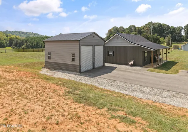 Photo 2 of Single family home for sale at 1131 Fate Rankin Rd, Jefferson City, TN 37760 | MLS# 1354209 | Listing updated on 2026-09-03