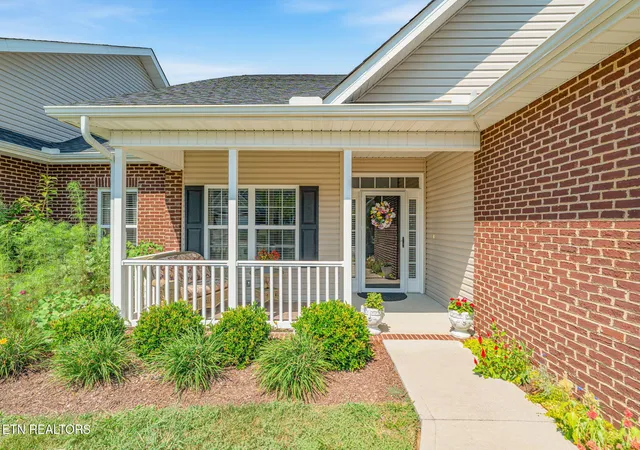 Photo 2 of Single family home for sale at 1639 Rocky Plains Ln, Knoxville, TN 37918 | MLS# 1354178 | Listing updated on 2026-09-17