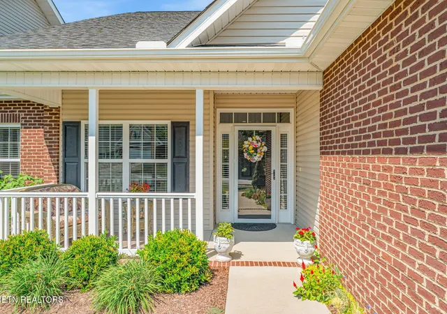 Photo 3 of Single family home for sale at 1639 Rocky Plains Ln, Knoxville, TN 37918 | MLS# 1354178 | Listing updated on 2026-09-17