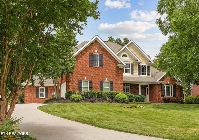 Photo 1 of Single family home for sale at 769 Oak Chase Blvd, Lenoir City, TN 37772 | MLS# 1353910 | Listing updated on 2026-10-05