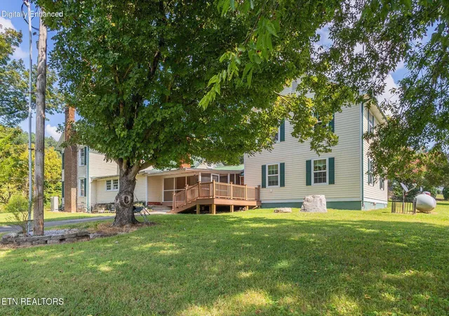 Photo 2 of Single family home for sale at 748 Martin Ml Pike, Rockford, TN 37853 | MLS# 1353980 | Listing updated on 2026-09-21