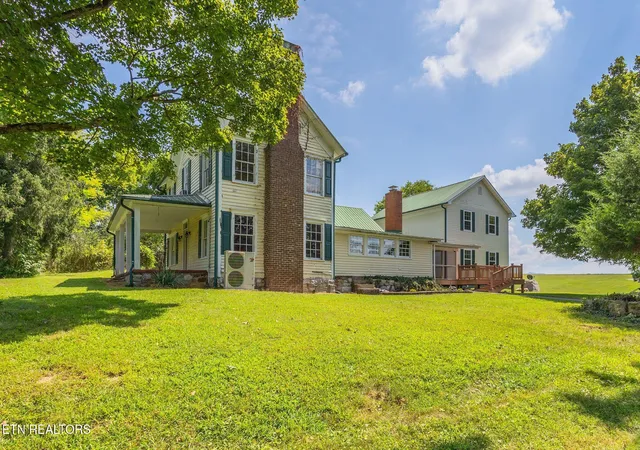 Photo 3 of Single family home for sale at 748 Martin Ml Pike, Rockford, TN 37853 | MLS# 1353980 | Listing updated on 2026-09-21
