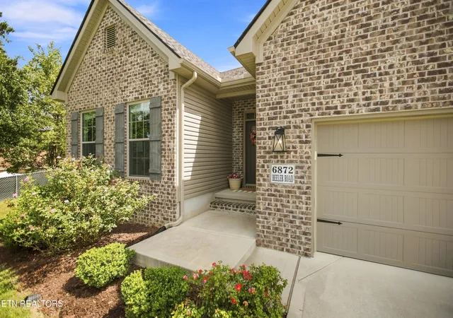 Photo 3 of Single family home for sale at 6872 Beeler Rd, Knoxville, TN 37918 | MLS# 1353970 | Listing updated on 2026-09-01
