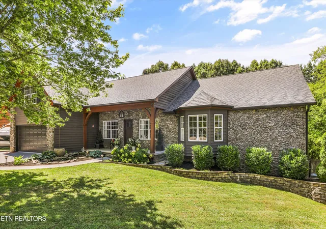 Photo 3 of Single family home for sale at 4449 Wonderland Dr, Louisville, TN 37777 | MLS# 1354436 | Listing updated on 2026-09-04